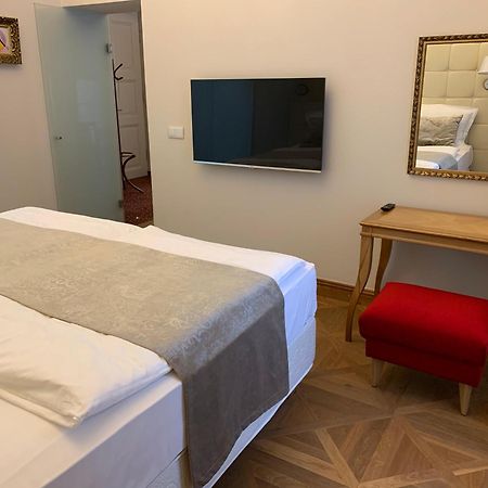 Zamek Ratmerice - Hotel & Resort Экстерьер фото