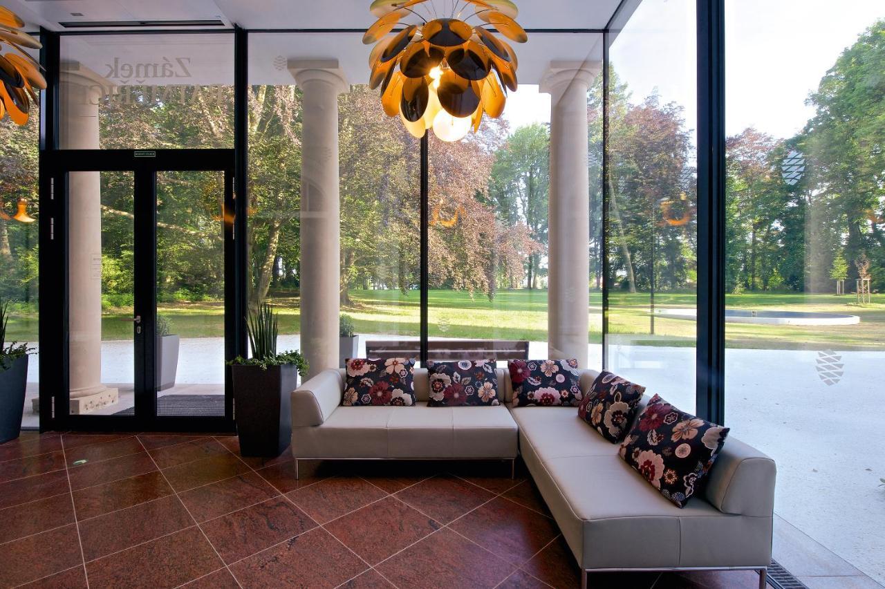 Zamek Ratmerice - Hotel & Resort Экстерьер фото
