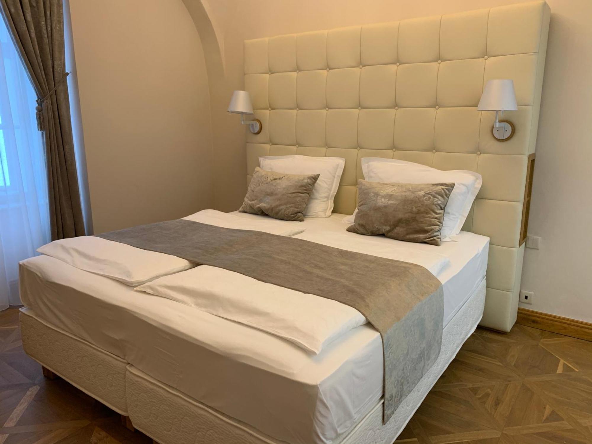 Zamek Ratmerice - Hotel & Resort Экстерьер фото