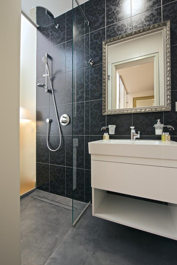 Zamek Ratmerice - Hotel & Resort Экстерьер фото