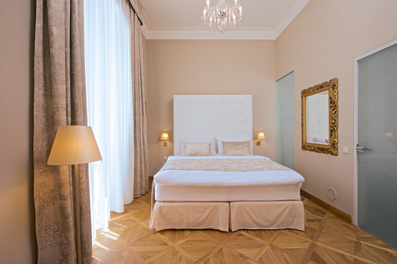 Zamek Ratmerice - Hotel & Resort Экстерьер фото